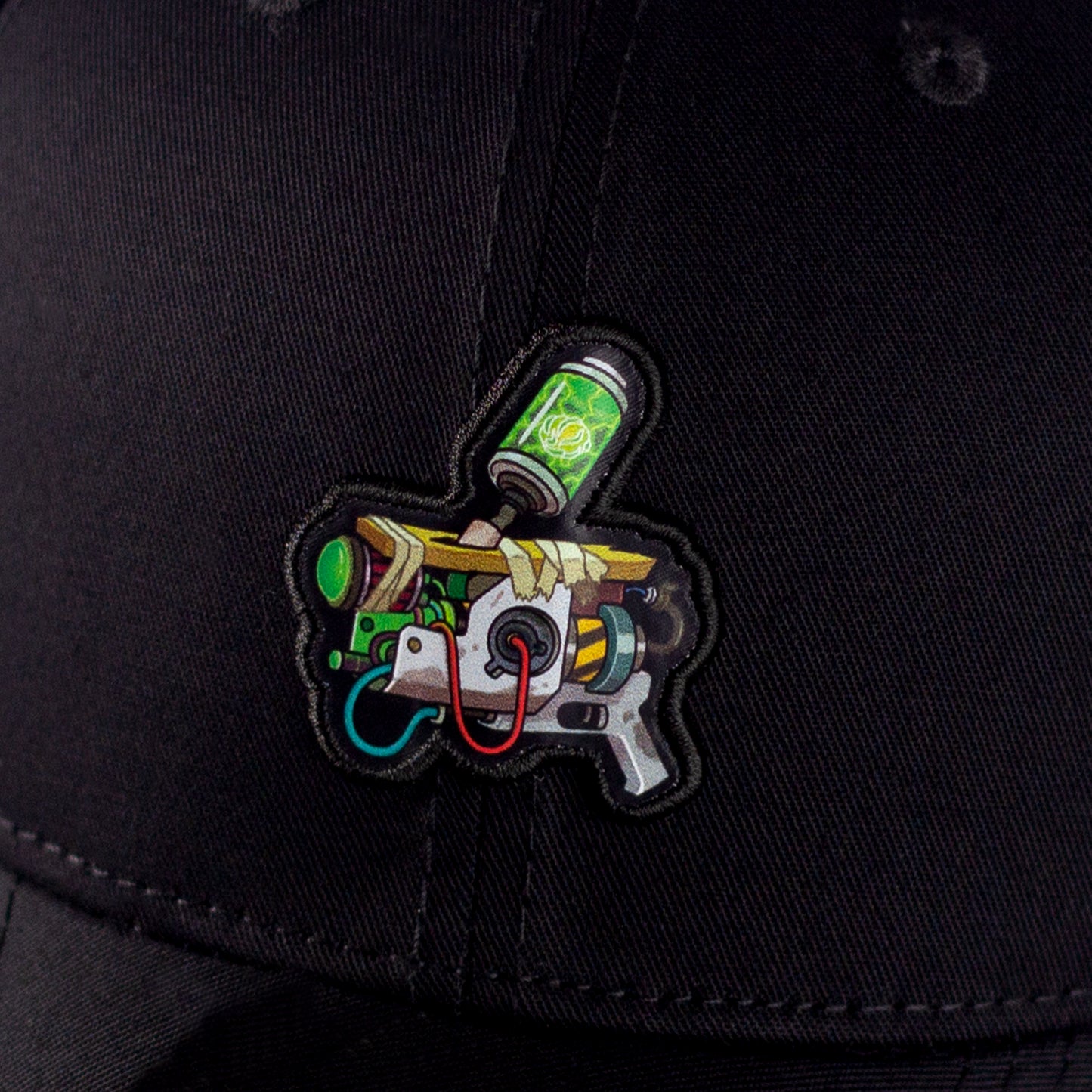 GORRA RICK AND MORTY| PISTOLA DE PORTALES | JAGI